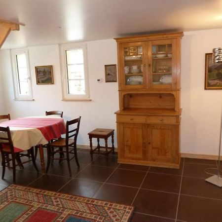 La Maison De Georges - Les Coquelicots Scharrachbergheim-Irmstett Стая снимка